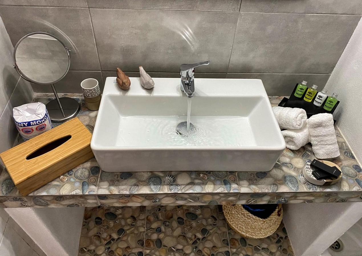 Milos Gem Suites Inn Pachaina Екстер'єр фото