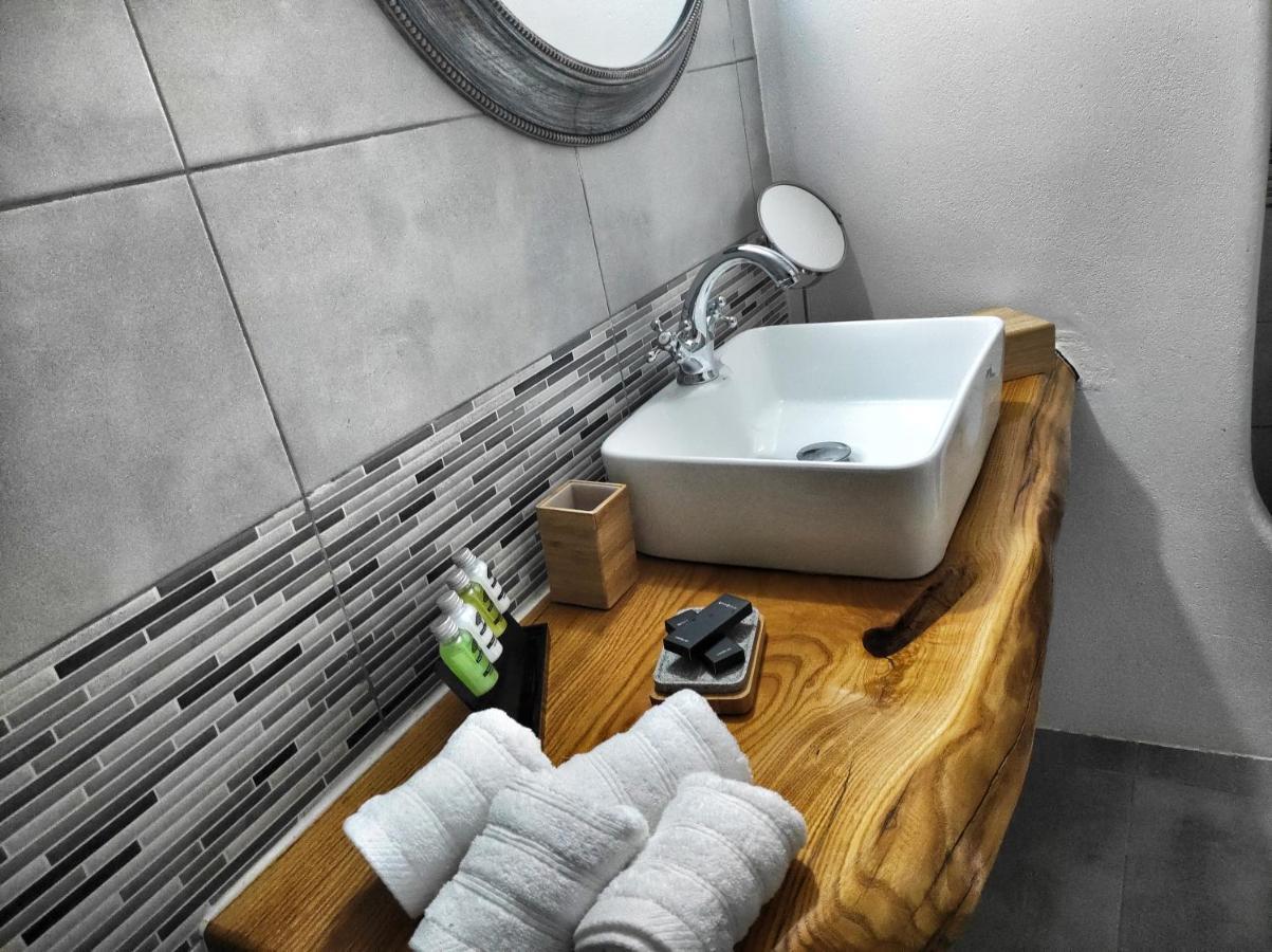 Milos Gem Suites Inn Pachaina Екстер'єр фото